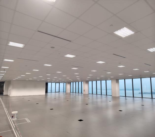 MS Commercial · East Tower